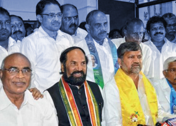 మహాకూటమిని వెనక్కు లాగేదెవరు?