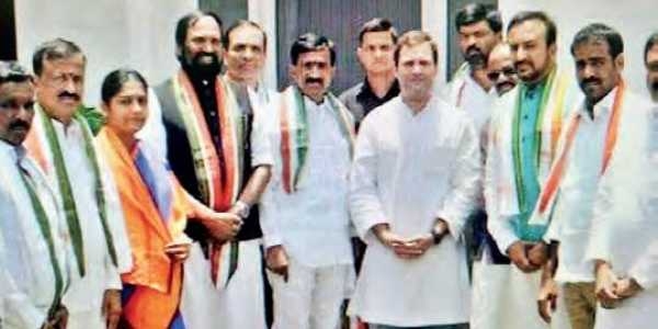 కాంగ్రెస్ లో అగ్గి రాజుకుంటుందా?