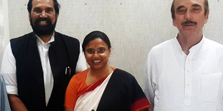 టీ కాంగ్రెస్ లో కొందరు అధికసమానులు!