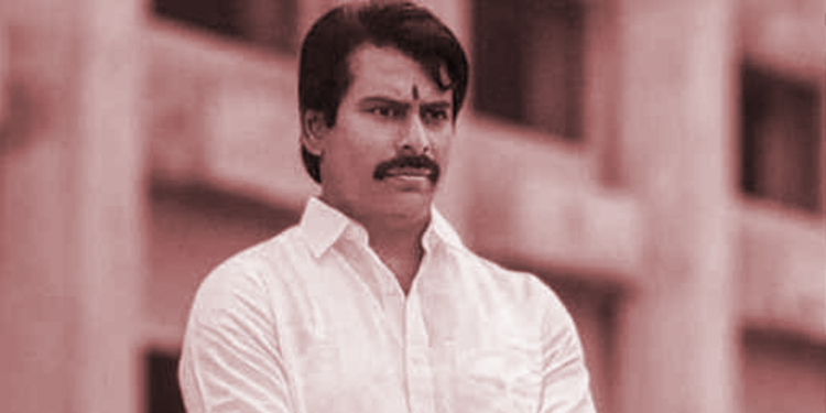 రంగు పులుముకున్న ‘సంతోషం’