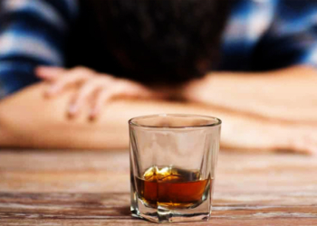 లిక్కర్ కు లాకులు ఎత్తాలా? వద్దా?