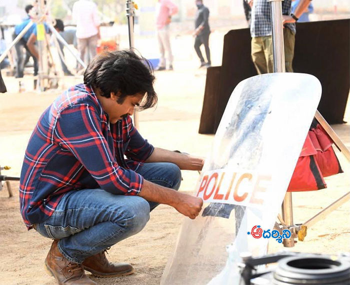 pawan kalyan respect to police