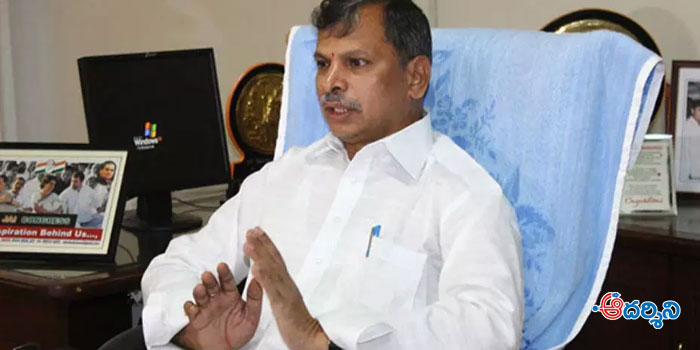 జగన్ నవరత్నాలు గులకరాళ్లేనట