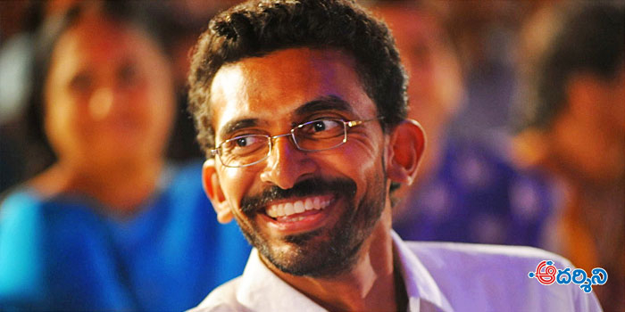 Lovestory దర్శకుడు శేఖర్ కమ్ముల దారి కొస్తాడా ?