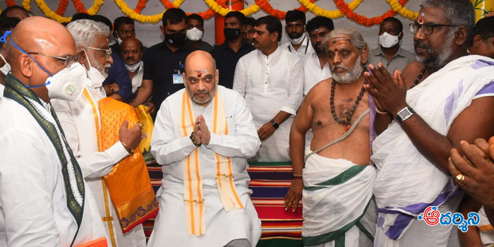 శ్రీ క‌పిలేశ్వ‌ర‌స్వామి సేవలో హోం మంత్రి అమిత్ షా