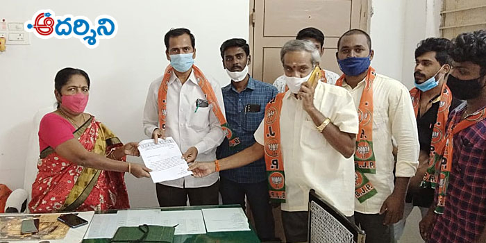 nagari news పుత్తూరు అధికార్లకు బీజేపీ వినతిపత్రాలు