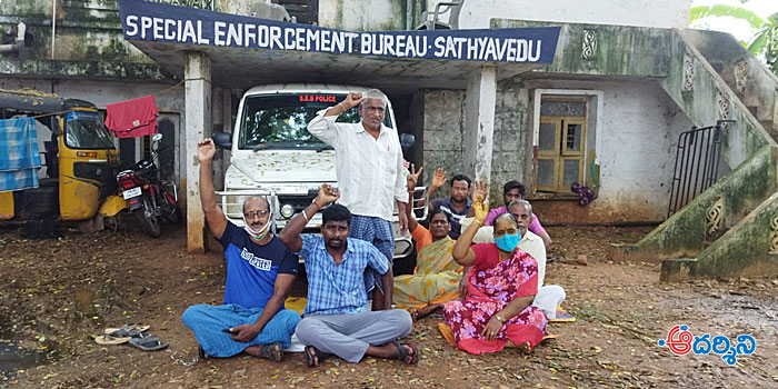 satyavedu news అద్దె ఇవ్వరు- ఖాళీ చేయరు- బెదిరింపులు ఎగస్ట్రా..