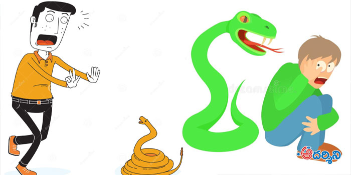 నయీమ్ డైరీస్ : పాముల బెదిరింపుతో బడా నిర్మాత గజగజ!