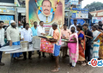 srikalahasti news  వన్నెకుల క్షత్రియుల అన్నదానం