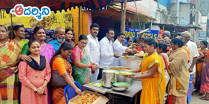 srikalahasti news భార్య జ్ఞాపకార్థం అన్నదానం