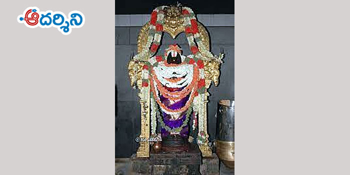 బేడి ఆంజనేయస్వామివారికి ఘ‌నంగా అభిషేకం