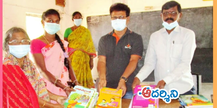 శ్రీసిటీ ఫౌండేషన్చే లైబ్రరీ పుస్తకాలు పంపిణీ