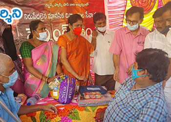 srikalahasti news హెల్పింగ్ హ్యాండ్స్ చే దివ్యాంగులకు నిత్యావసరాలు
