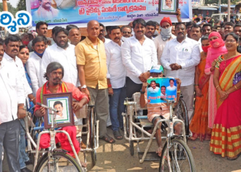 srikalahasti news మిద్దెల హరి ఆధ్వర్యంలో జగన్ జన్మదిన వేడుకలు