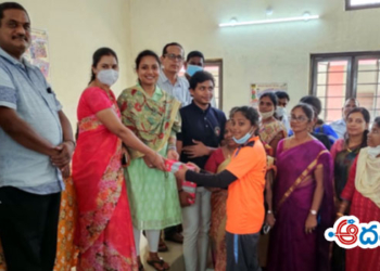 srikalahasti news చదువు పిల్లల ప్రాథమిక హక్కు : పవిత్ర రెడ్డి 