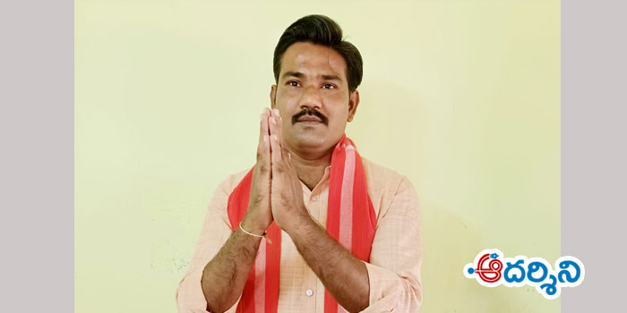srikalahasti news చేనేత రంగాన్ని ఆదుకోండి: అంజూరు చక్రధర్