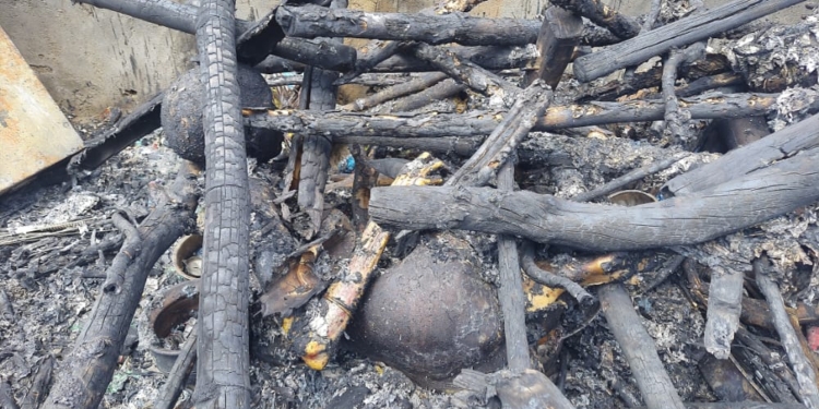 శ్రీకాళహస్తిలో వృద్ధ దంపతుల ఆహుతి