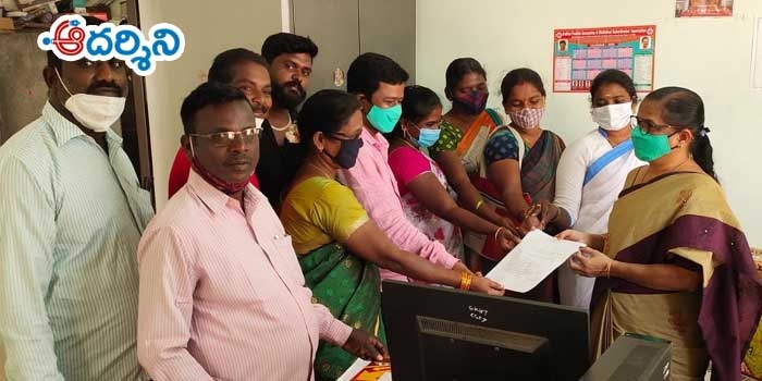 శ్రీకాళహస్తిలో ఆశావర్కర్ల ధర్నా
