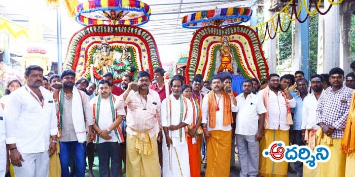 అధికార నందిపై ఆదిదేవుని వైభవం