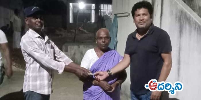 సామాను శ్రీధర్ రెడ్డి దాతృత్వం