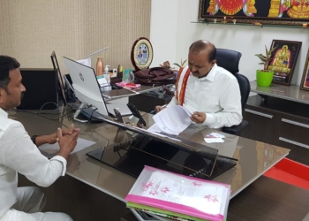 విజయసారథిపై చర్యలు తీసుకోండి