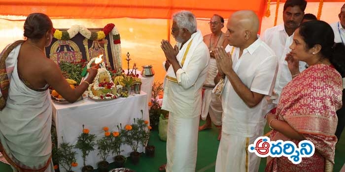 వెంగమాంబ ధ్యాన‌మందిరానికి అయోధ్య రామిరెడ్డి వితరణ