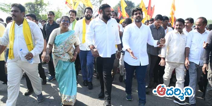 శ్రీకాళహస్తిని ఆదర్శంగా తీర్చిదిద్దుతాం :నారాలోకేష్