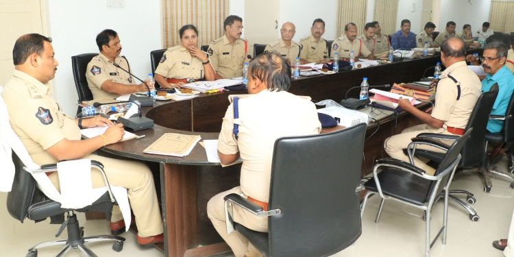 శ్రీవారి భక్తుల రక్షణ ప్రథమ కర్తవ్యం