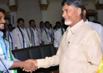 చంద్రబాబుకు స్ఫూర్తి ఇచ్చిన జగన్ అండ్ కో!